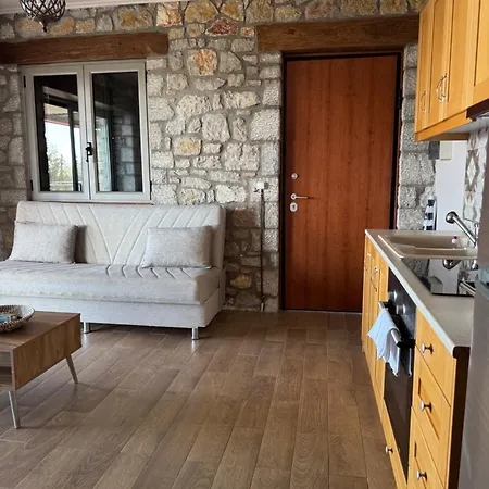 Lavender House 1 - Tatil Evi